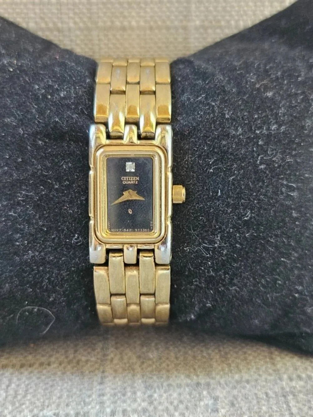 Vintage Citizen Quartz Ladies Wristwatch Gold Tone Analog Quartz Wrist Watch
